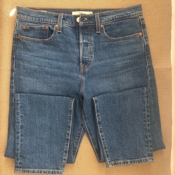 macys levis wedgie fit